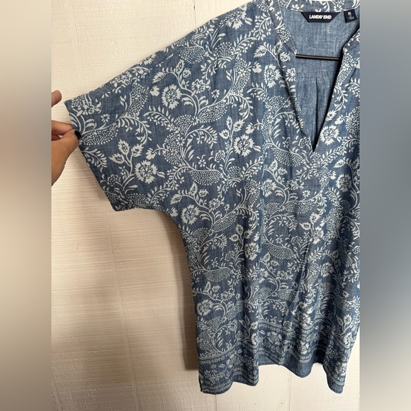 Lands' End size xl boho chambray Blue Floral Shirt - Picture 4 of 6